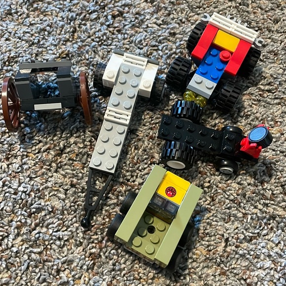 LEGO Mixed lot of vehicle travel wheel automobile Legos - Picture 1 of 7